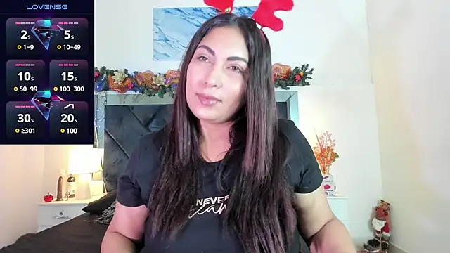 Lauralove 69 online show from 12-23-24, 09:08