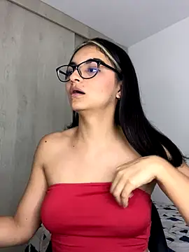 Snapshot of Cat2525 chatting on 11-15-25, 01:58 Cat2525 online show from 11-15-25, 01:58