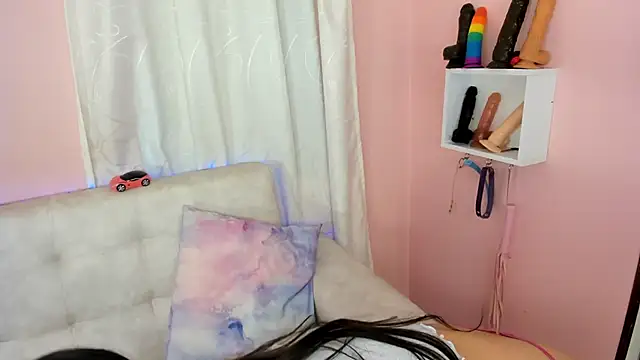 tinysara online show from 01-24-25, 07:49