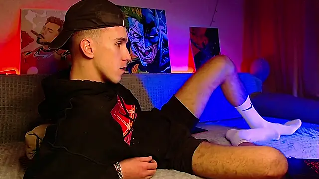 Snapshot of Midnighter_ chatting on 01-30-25, 02:36 Midnighter online show from 01-30-25, 02:36