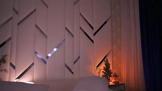 CuteAmberr online show from 12-22-24, 10:15