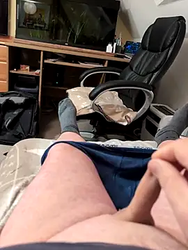 Mariomario0565 online show from 11-19-25, 05:29