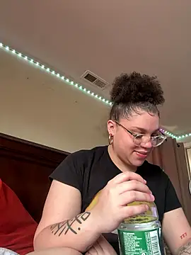 QueenNuttCollector online show from 01-09-26, 05:15