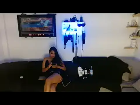 Chiara petterson online show from 03-01-25, 08:45