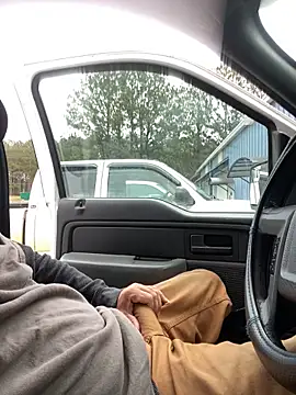 Snapshot of Themechanic420 chatting on 02-04-25, 03:26 Themechanic420 online show from 02-04-25, 03:26