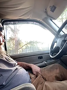 Snapshot of Themechanic420 chatting on 11-20-25, 02:39 Themechanic420 online show from 11-20-25, 02:39