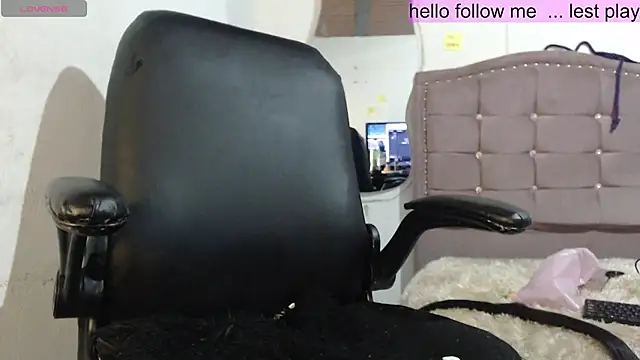 toxxxic cams online show from 01-06-25, 06:14