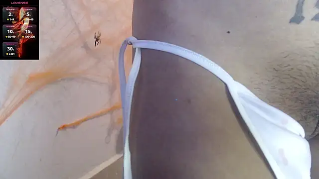 Snapshot of toxxxic_cams chatting on 10-14-25, 05:08 toxxxic cams online show from 10-14-25, 05:08