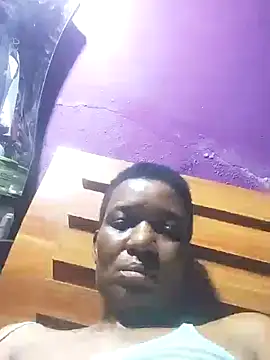 Snapshot of Hailey_BaileyXYZ chatting on 02-07-25, 08:10 Hailey BaileyXYZ online show from 02-07-25, 08:10