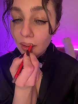 Snapshot of Your_insomniya chatting on 11-24-25, 08:08 Your insomniya online show from 11-24-25, 08:08