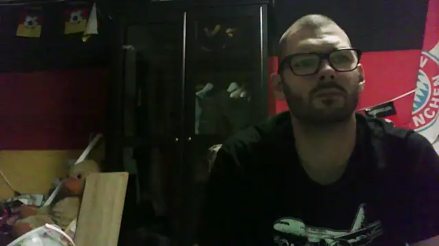 Snapshot of Die-geile-Sau chatting on 10-29-25, 05:47 Die-geile-Sau online show from 10-29-25, 05:47