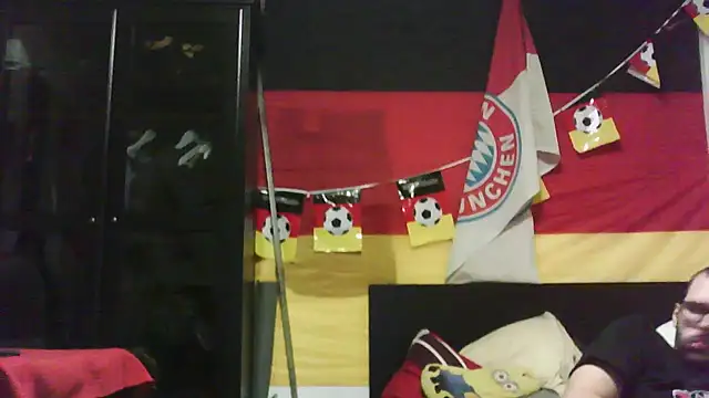 Snapshot of Die-geile-Sau chatting on 11-08-25, 03:01 Die-geile-Sau online show from 11-08-25, 03:01