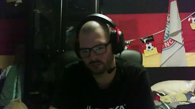 Die-geile-Sau online show from 11-29-25, 08:56