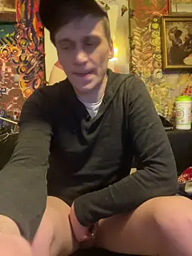 Snapshot of BarryKingsman chatting on 02-17-25, 01:32 BarryKingsman online show from 02-17-25, 01:32