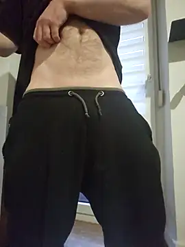 Snapshot of geiler89 chatting on 03-05-26, 05:31 geiler89 online show from 03-05-26, 05:31