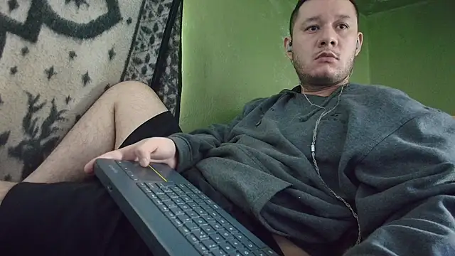 sweet cock28 online show from 10-16-25, 03:46