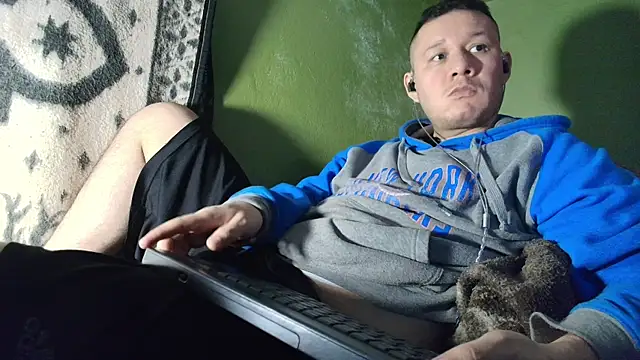 sweet cock28 online show from 12-23-25, 03:15