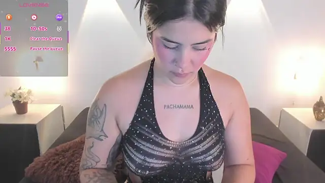 natassha1 online show from 11-13-25, 10:47