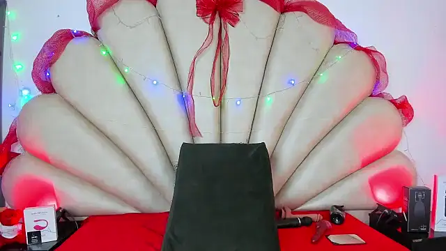 Natasha  Blue online show from 01-05-25, 01:04