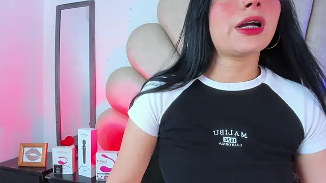 Natasha  Blue online show from 03-10-25, 08:34