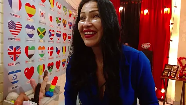 Snapshot of Sarah_teiku chatting on 02-19-25, 06:54 Sarah teiku online show from 02-19-25, 06:54