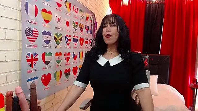 Snapshot of Sarah_teiku chatting on 11-10-25, 06:29 Sarah teiku online show from 11-10-25, 06:29