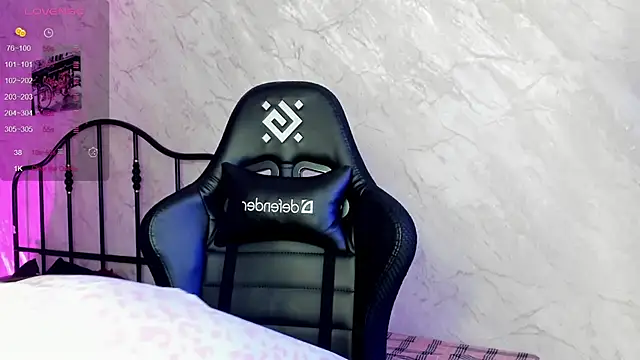 Pink diablo online show from 03-14-25, 11:22