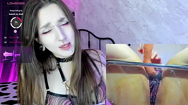 Pink diablo online show from 03-19-25, 02:48