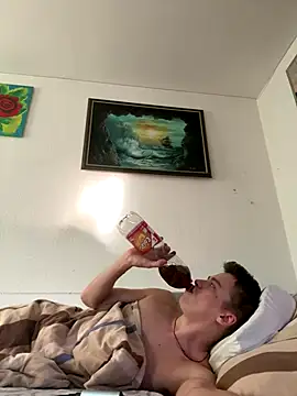 Toyjungee online show from 10-30-25, 01:34