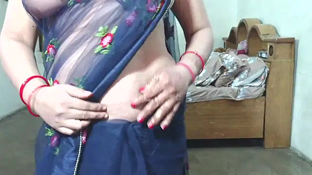 Cute Mahi22 online show from 11-08-25, 06:13