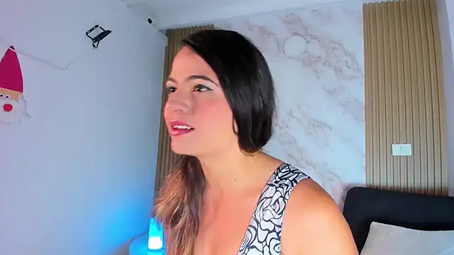 Megan blue7 online show from 01-17-25, 11:59