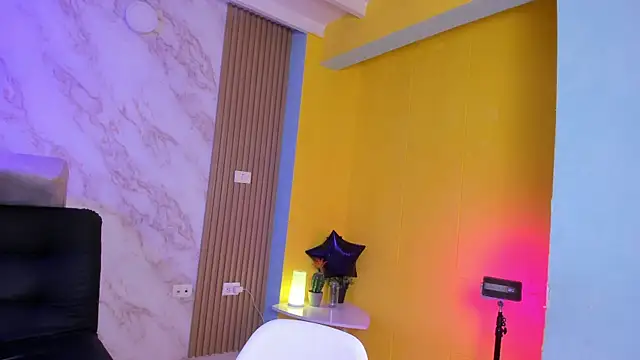 Megan blue7 online show from 10-12-25, 11:42