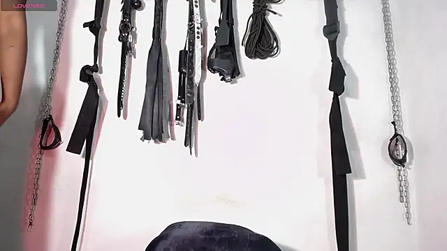 dangerouslyhot online show from 01-18-25, 12:15