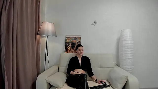 Katerina Ray online show from 10-07-25, 01:03
