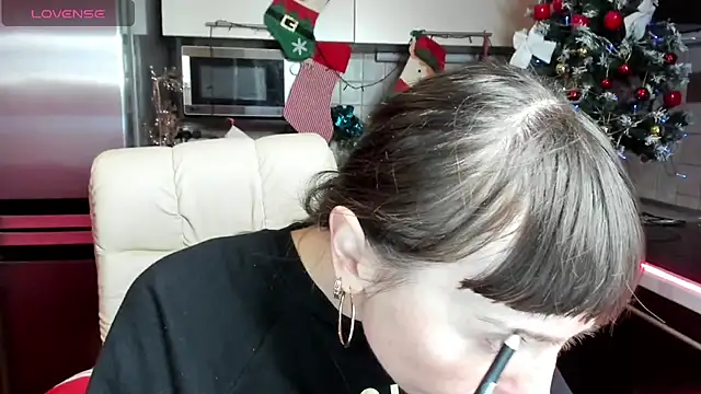 TayanaJons online show from 12-09-24, 10:54