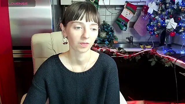 TayanaJons online show from 12-19-24, 07:40