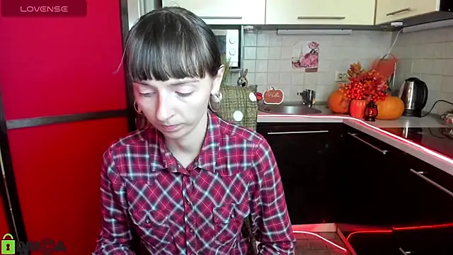 TayanaJons online show from 11-03-25, 07:53