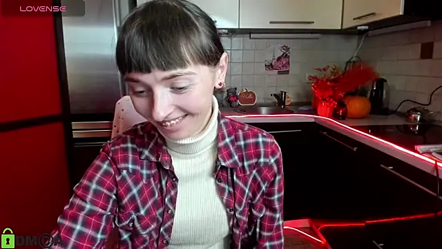 TayanaJons online show from 11-21-25, 08:57