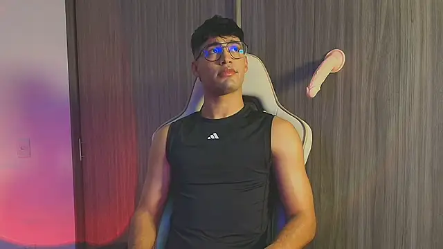 Jimmy Leeh  online show from 10-26-25, 03:12