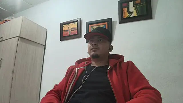 myke andrade online show from 10-24-25, 01:46