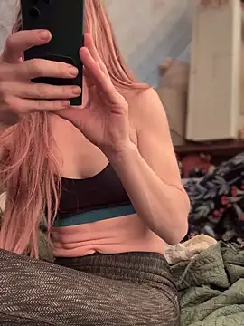 GoldenFlameGoddess online show from 11-22-25, 05:56