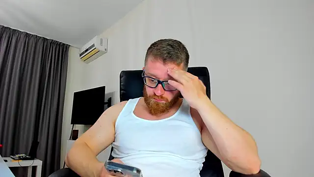 Findom guy online show from 04-04-26, 11:51