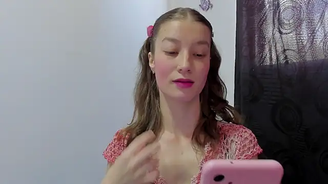 Snapshot of MiiaVolkova chatting on 09-12-25, 04:51 MiiaVolkova online show from 09-12-25, 04:51