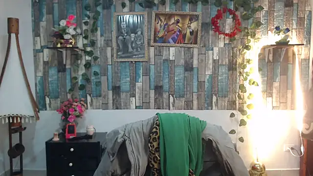 KarimaSarabe online show from 10-08-25, 09:12