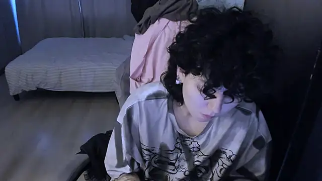 Snapshot of MiraiiTae chatting on 12-27-24, 10:23 MiraiiTae online show from 12-27-24, 10:23