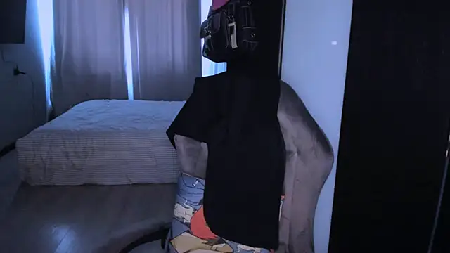 Snapshot of MiraiiTae chatting on 01-05-25, 11:04 MiraiiTae online show from 01-05-25, 11:04