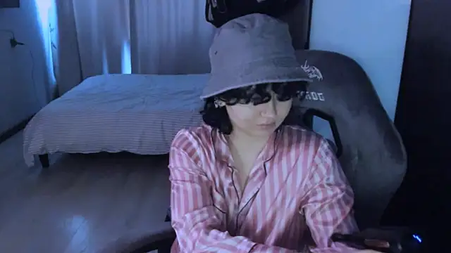 Snapshot of MiraiiTae chatting on 01-13-25, 10:58 MiraiiTae online show from 01-13-25, 10:58