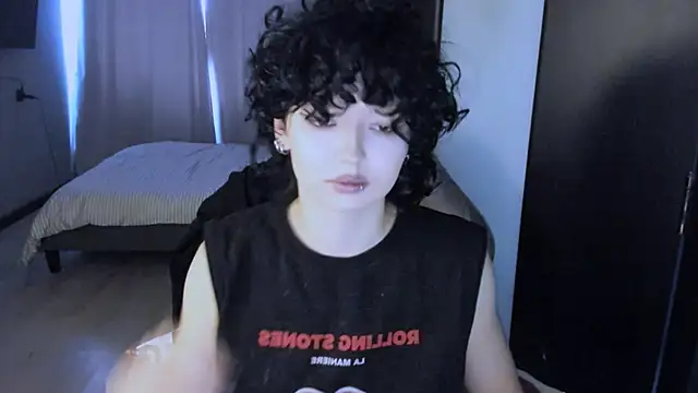 Snapshot of MiraiiTae chatting on 02-04-25, 11:05 MiraiiTae online show from 02-04-25, 11:05