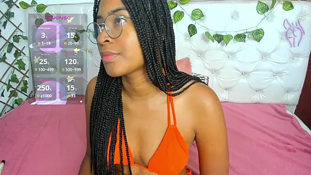 Andrea Williams24 online show from 11-14-25, 03:44