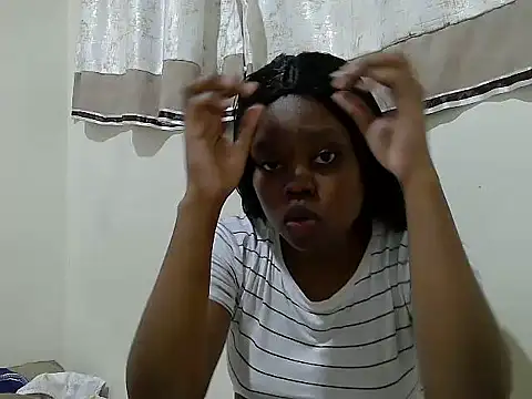 Snapshot of maggyjan chatting on 11-02-25, 02:52 maggyjan online show from 11-02-25, 02:52